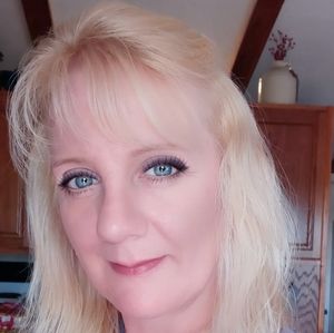 Meet your Posher, Loretta